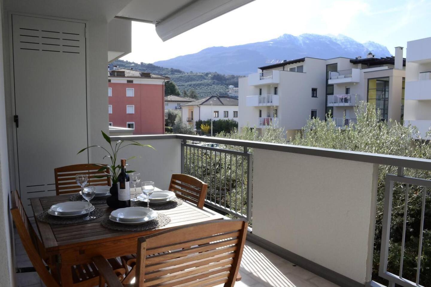 Peler13 Con Balcone E Parcheggio * Riva del Garda