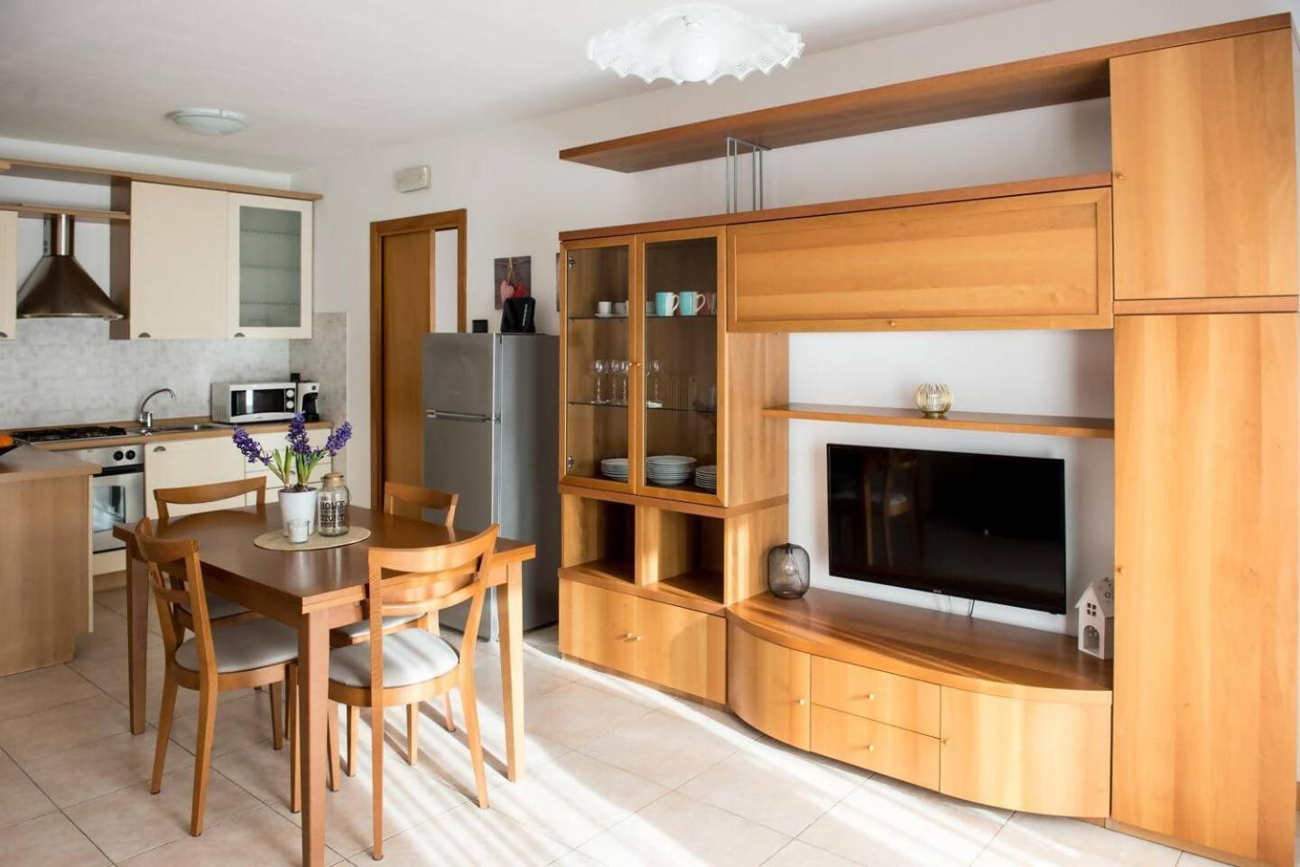 Peler13 Con Balcone E Parcheggio Appartamento