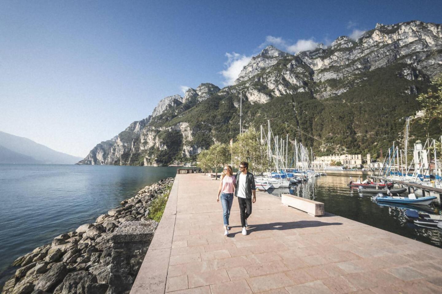 Peler13 Con Balcone E Parcheggio Apartment Riva del Garda